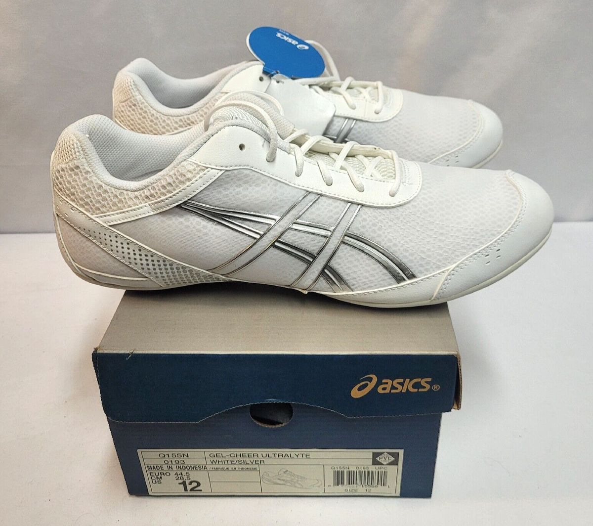 NEW in BOX Asics Gel-Ultralyte Cheer Shoes Sneakers Athletic Q155N White 12