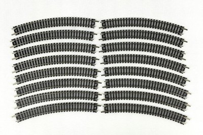 Lot of 16 - Atlas N Scale Code 80 Snap-Track 11'' Radius Track #2520