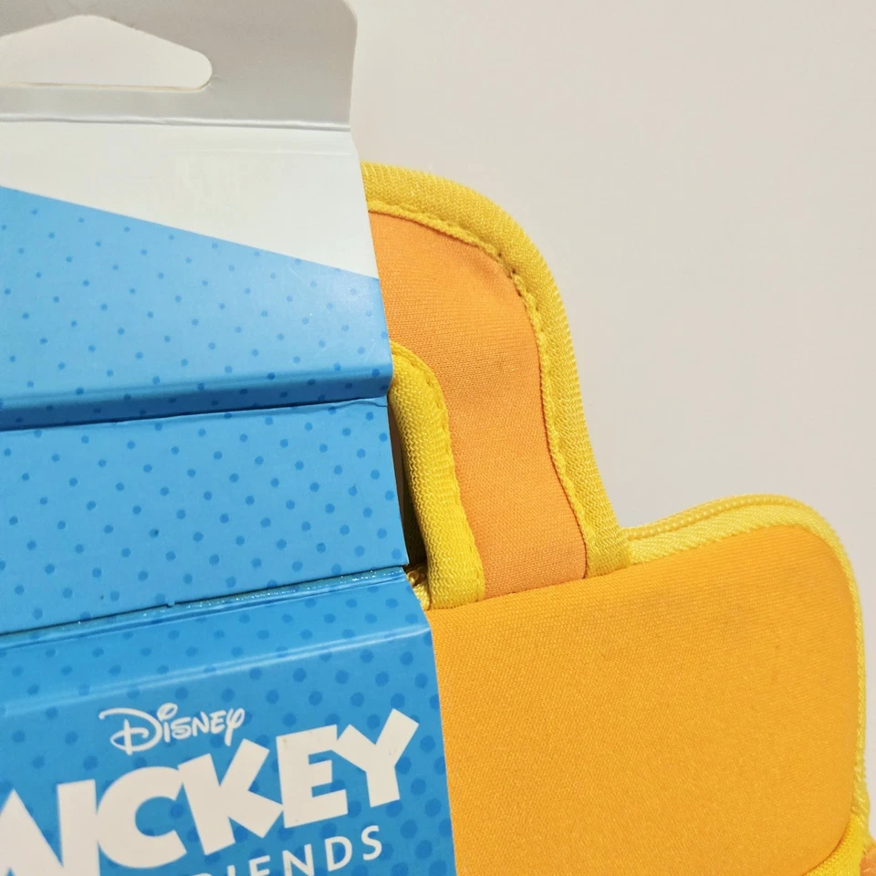 Pebble Gear X Disney Mickey & Friends Kids 7" Tablet Carry Bag Travel Case NWT - Image 4 of 4