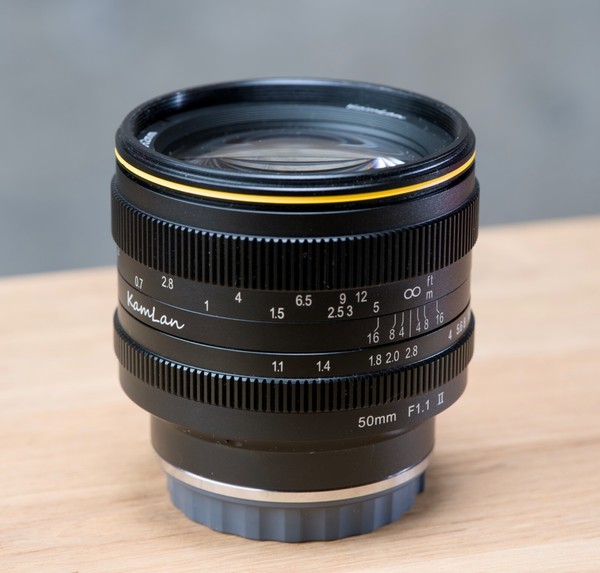kamlan 50mm 1.1 II para sony E APS-C NUEVO