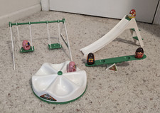 1973 Hasbro Weebles Playground - Complete set  extra weeble