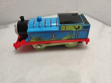 2013 Trackmaster Thomas Limited Motorized Train Engine with Jungle Vines Blue 