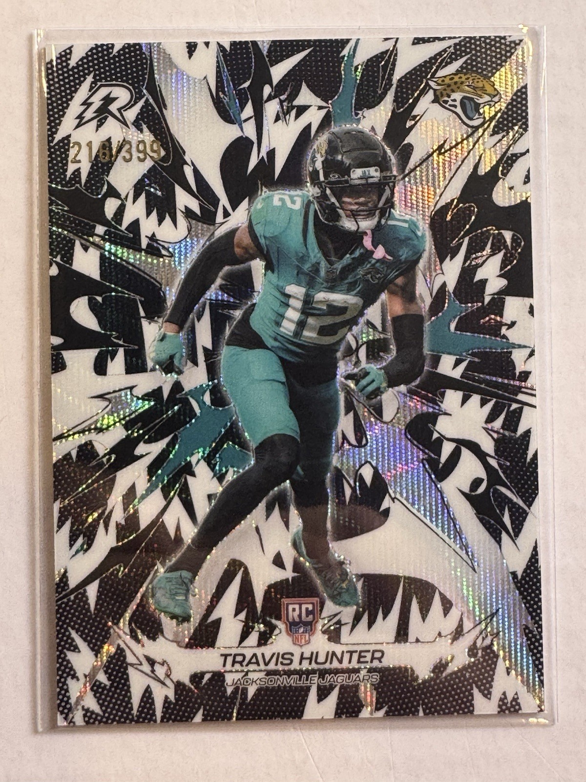 2025 Topps Resurgence #141 Travis Hunter Black & White Surge Refractor #/399