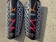 DSG York Vented Soccer Shin Guard Adult Large (up to 5’11”)