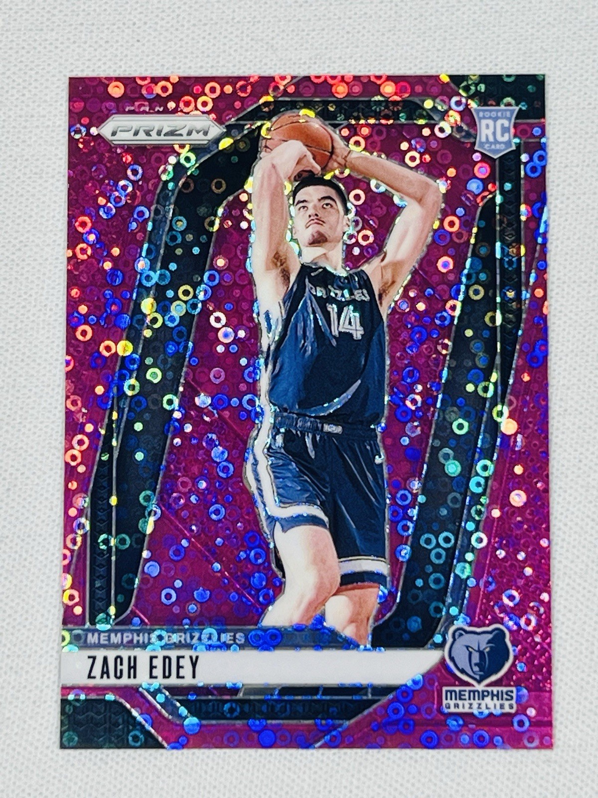 2024-25 Prizm Zach Edey #249 RC Pink Fast Break /50 📈INVEST c