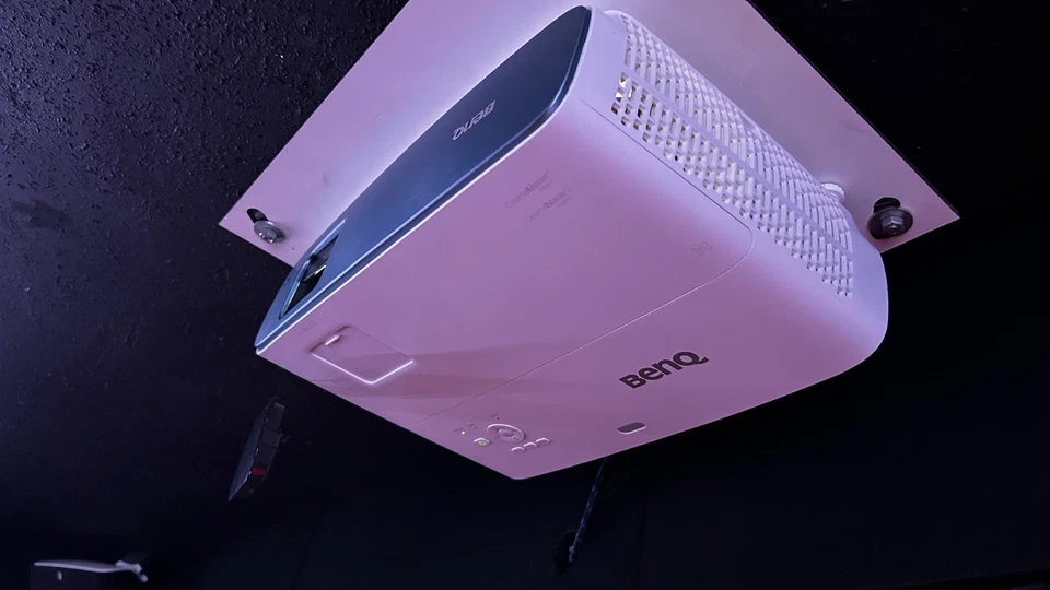 BenQ TK850 4K UHD Heimkino Beamer | Nur 700h | Perfekter Zustand ✨ - Bild 3 von 4