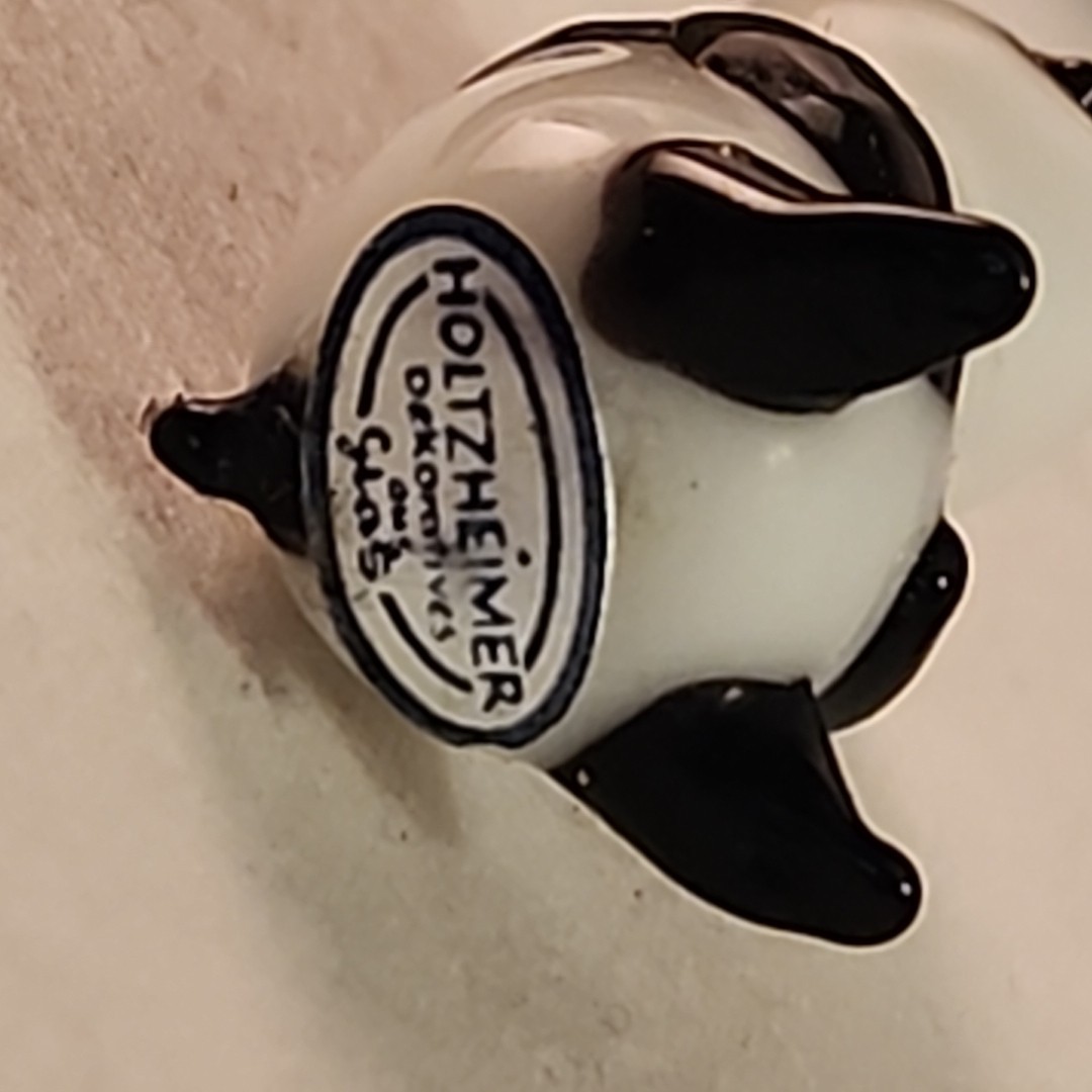 Holtzheimer Decoratives Art Glass Very Miniature Panda Bear Figurine