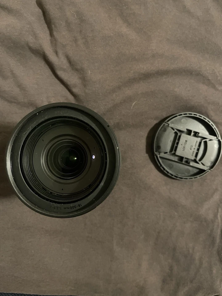 Sigma 18-300mm 1:3.5-6.3 DC - Image 3 of 4