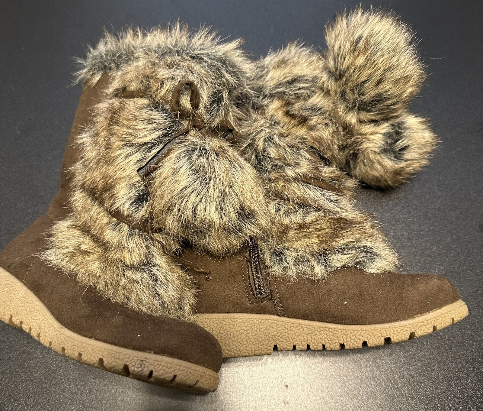 Girls Fur Boots Size 11 eBay