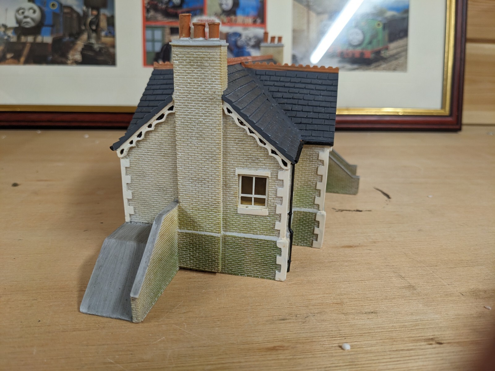 Hornby Thomas & Friends Great Waterton Station Great Discovery