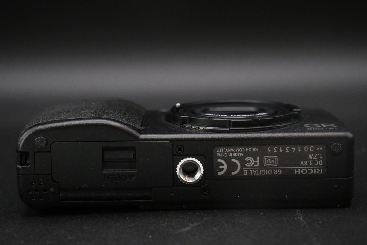 N.MINT in Box ] RICOH GR DIGITAL II 10.1MP Digital Camera+GH1 Lens