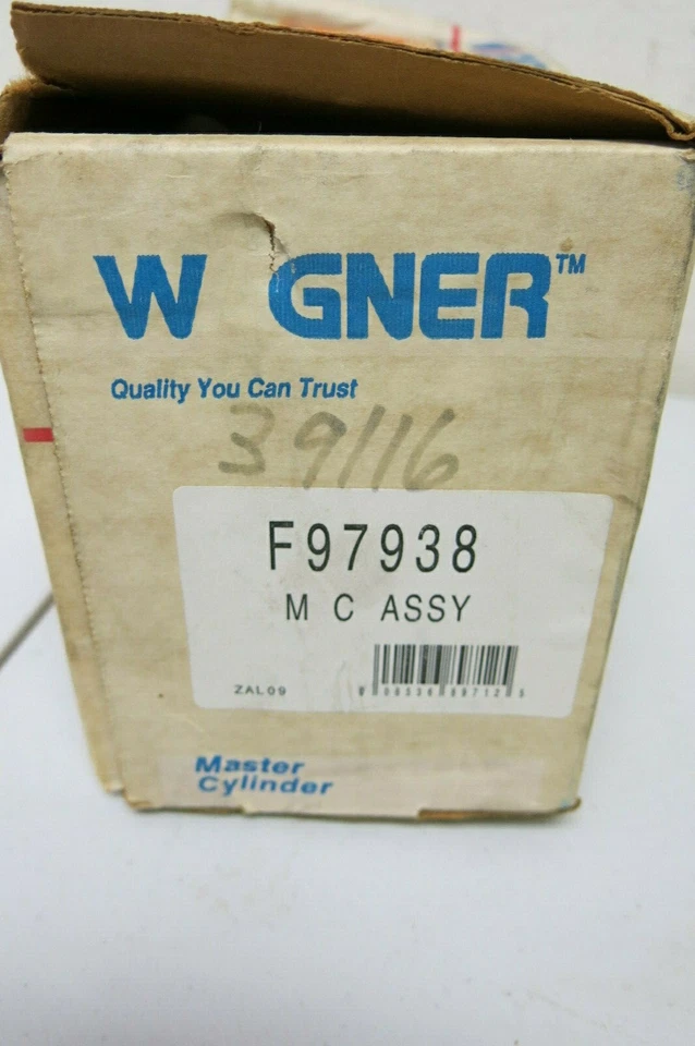 Wagner Brake Master Cylinder 39116 fits 1977-1983 Ford F250 E250 (F97938) - Imagem 3 de 4