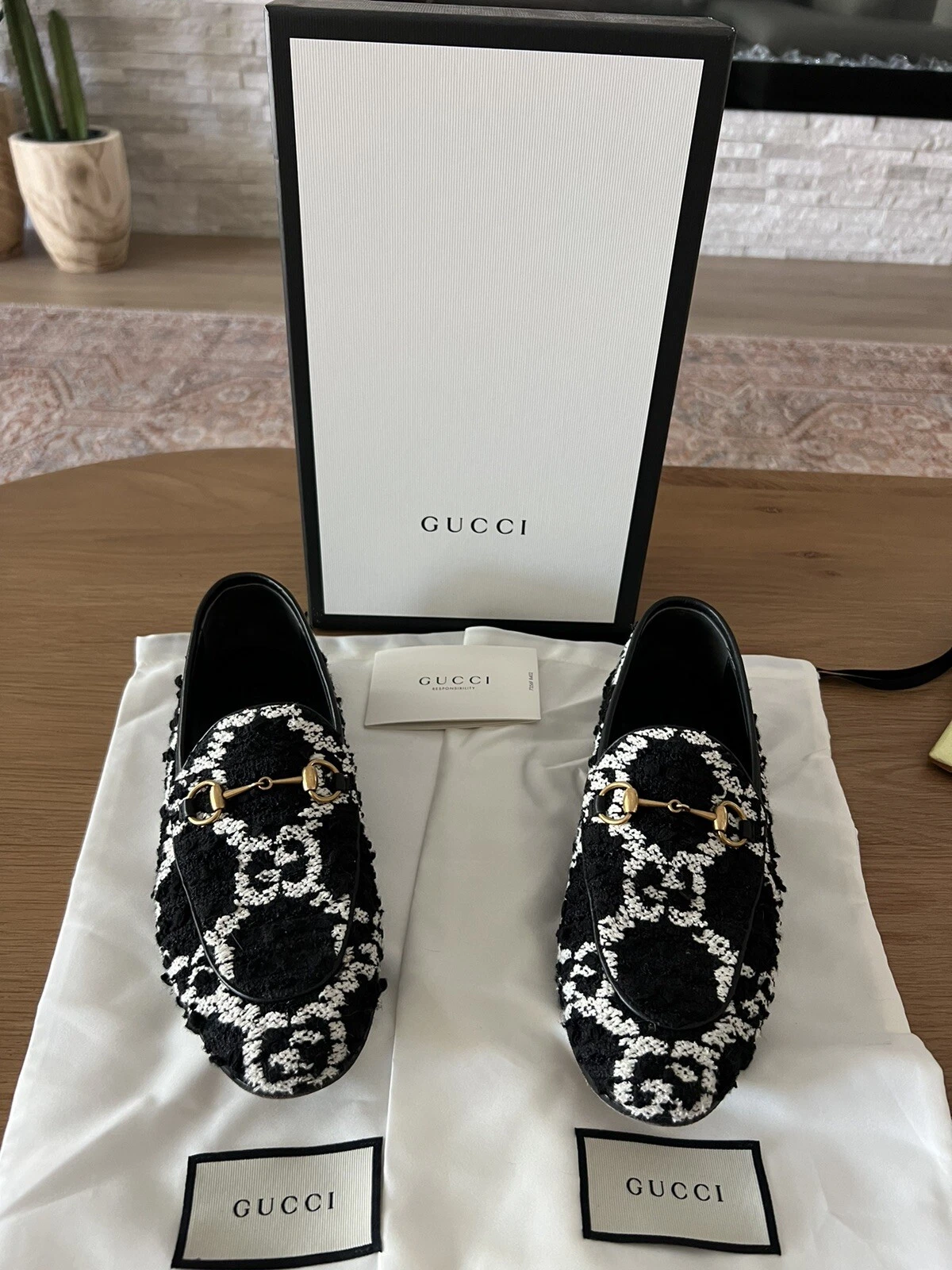 Mocassins femme GUCCI Jordaan tweed noir blanc GG 38,5/8,5 portés une fois
