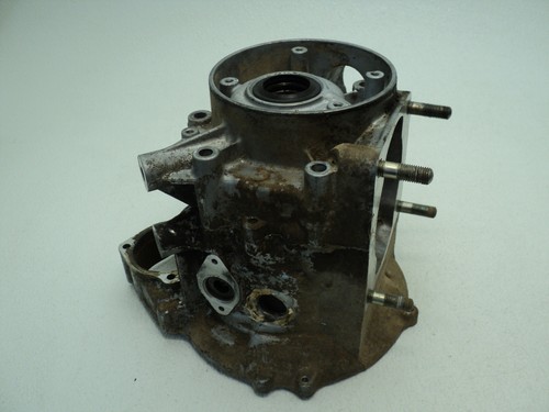 Polaris Trail Boss 250 ATV #B226 Motor / Engine Center Case / Crankcase ...