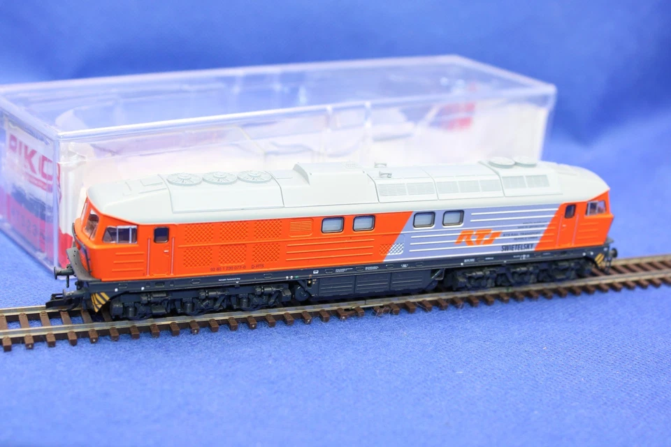 Piko 47323 Spur TT RTS Diesellok BR 230 077-0 Lichtwechsel/s.guter Zustand/OVP - Bild 3 von 4