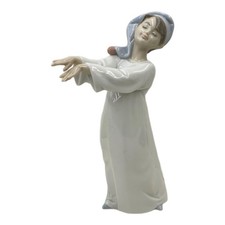 LLADRO Figurine 06482 Little Sleep Walker