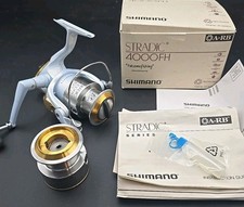 Ex. Shimano Stradic 4000FH spinning reel in box with spare spool