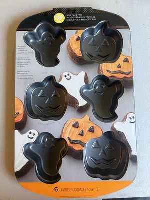 Mini Ghost And Pumpkins Cake Mold Baking Pan Halloween 3 Pumpkins 3 Ghost NEW!