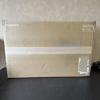 Samsung 37'' ViewFinity S8 (S80UD) 4K UHD HDR10 High Res Monitor LS37D800UANXZA