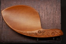 Violin Carved Chinrest Boxwood 4/4 Floral design on Guarneri model  D