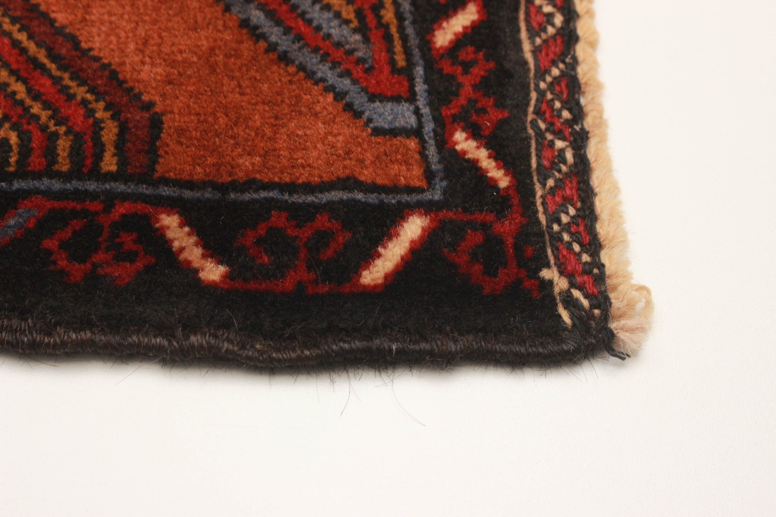 Traditional Vintage Hand-Knotted Oriental Carpet 2'9" x 4'5" Wool Area Rug