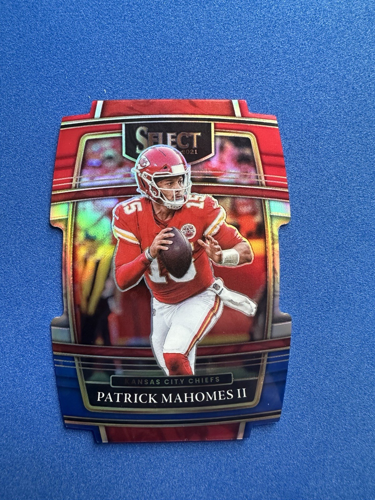 2021 Panini Select - Concourse Patrick Mahomes II #2 Red & Blue Prizm Die-Cut