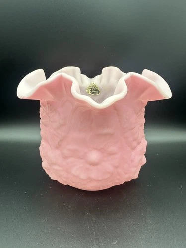 Fenton Art Glass Rose Satin Raised Poppy Vase 1974 to 1977