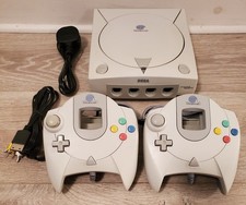 Sega Dreamcast Console complete with controllers & all leads - Fully Working