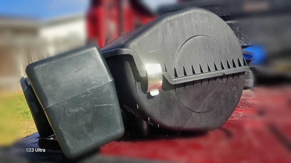 Air Filter Housing - 1996-1999 C2500/C1500 Chevrolet / GMC - Image 2 of 4