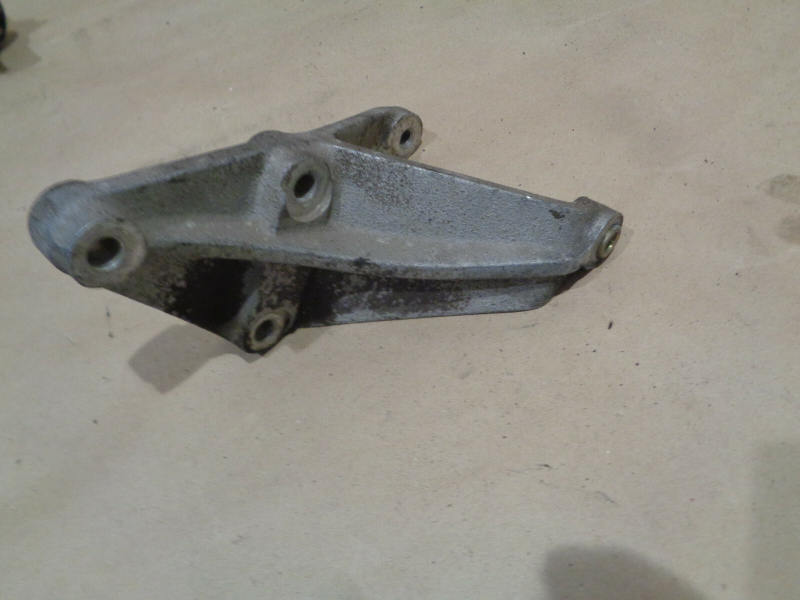 Ferrari Testarossa 85-87-90 - Air Pump Support Bracket - P/N 125254
