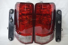 Rear Tail Taillight Light Lamps w/Light Bulbs One Pair For 2007-2011 Nitro