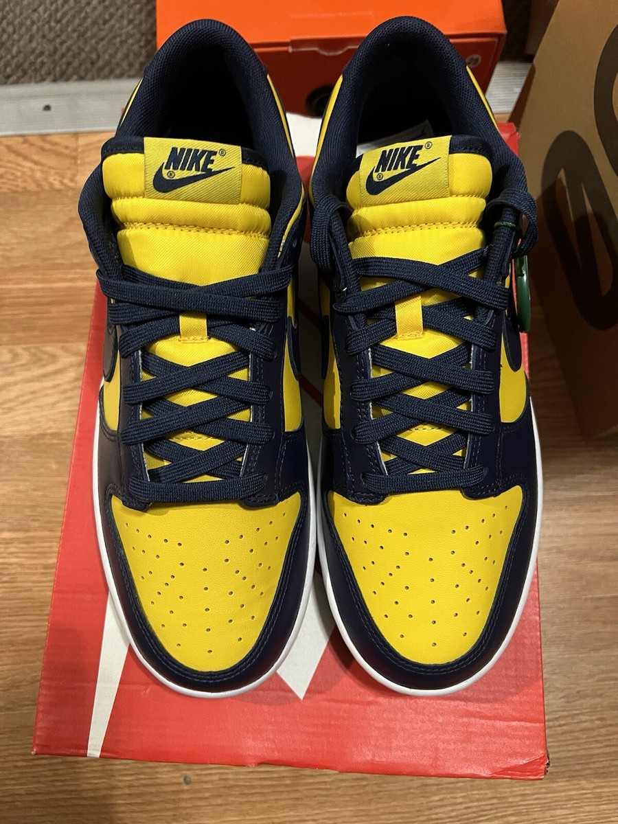 Dunk Low Michigan sz 9.5 VNDS OG ALL Nike Dunk Low Michigan State Spartans Green Sneakers  main image 2