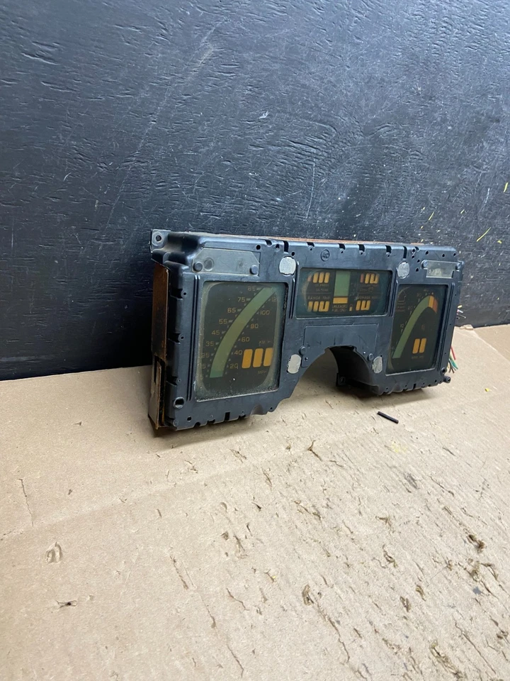 Chevrolet Corvette 1984 a 1989 velocímetro calibre de racimo OEM T6241 DG Foto 2 de 4