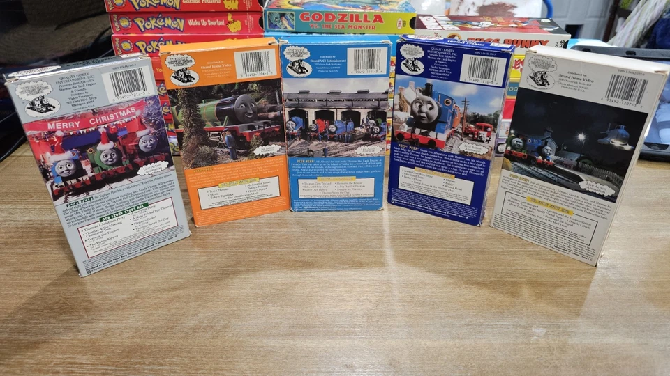 Thomas the Tank Engine Friends Christmas Party's tory Teller George Carlin VHS - Image 2 of 4