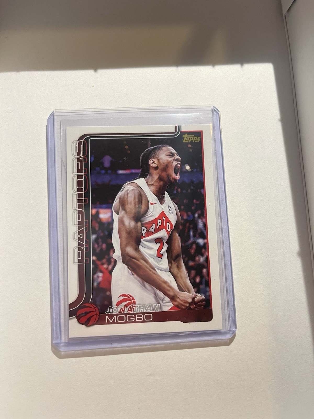 2025 Topps Jonathan Mogbo #29 Golden Mirror Image Variation SSP