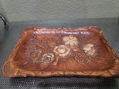 Mid Century Vintage 1944 Multi-Products Inc, USA Carved Wood Tray Flower Design