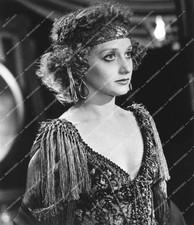 / Carol Kane - 1977 film The World's Greatest Lover