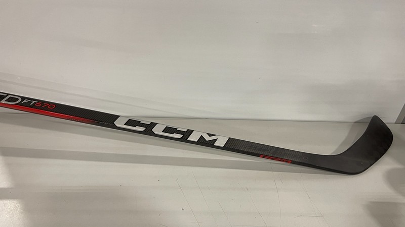 CCM JetSpeed Ft670 Grip Intermediate Hockey Stick