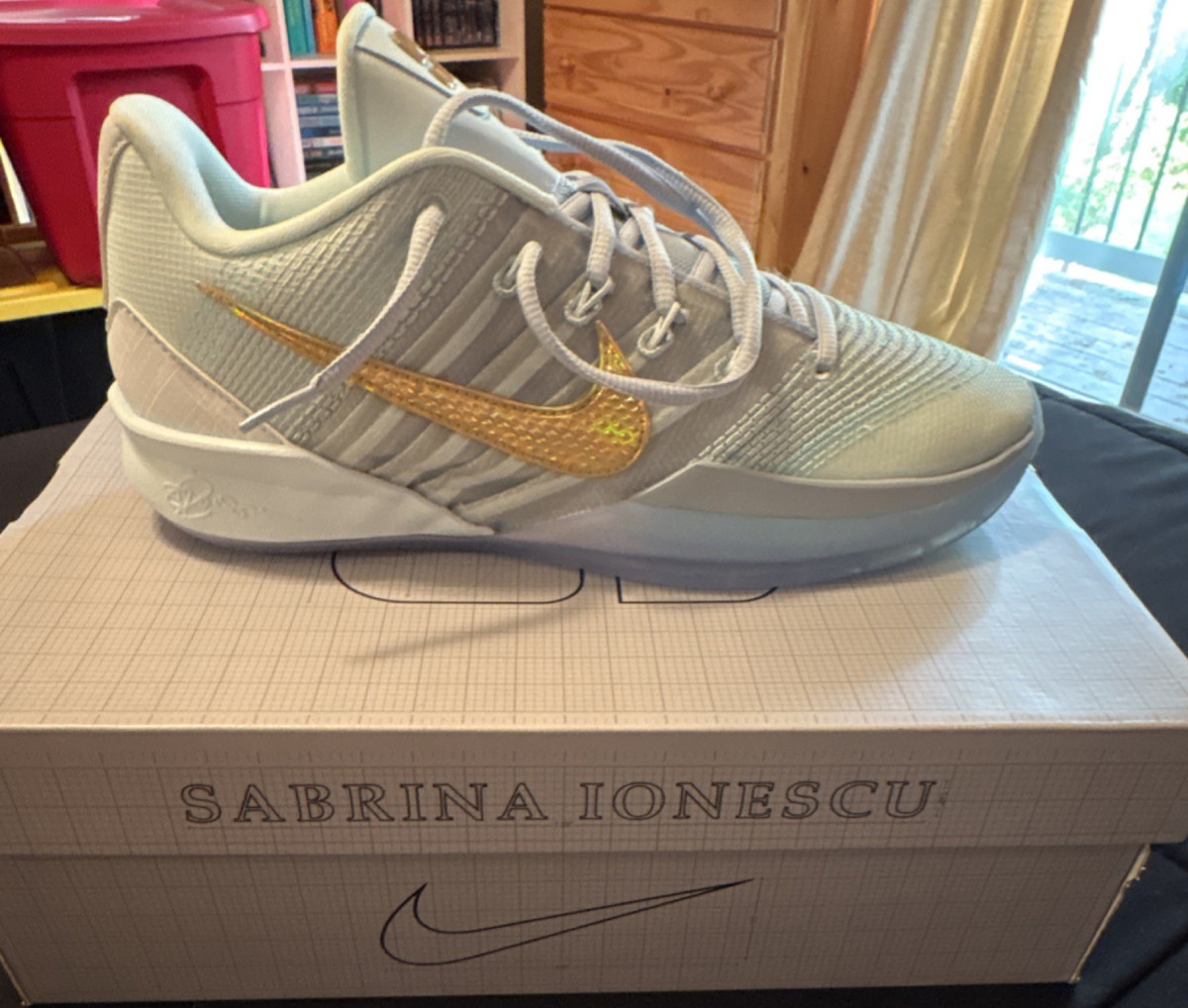 Nike Sabrina 3 EP ブラック/メタリックゴールド 10 Nike Sabrina 3 Blueprint Glacier Blue/Metallic Gold Women's HF2881