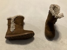 Cat  Jack Tan Boots With The Fur Girls Size 10