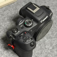 Canon R7 Mirrorless Camera with Sigma 23mm, 56mm, 18-50mm Lenses Kit