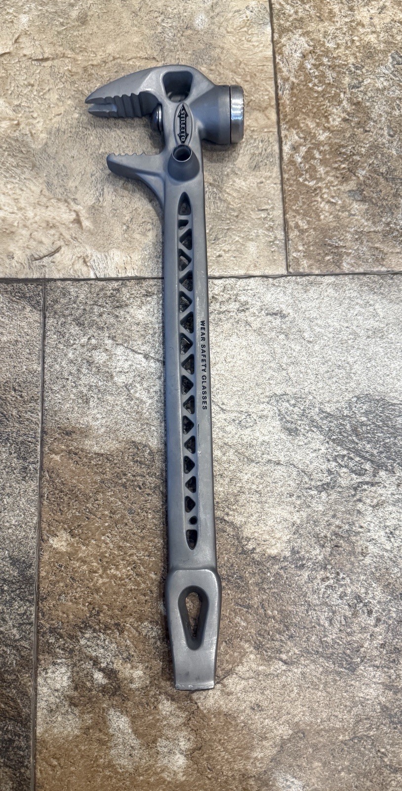 Great Condition **Rare Retired** Stiletto  Titanium  Tibar 16 Wrecking Pry Bar