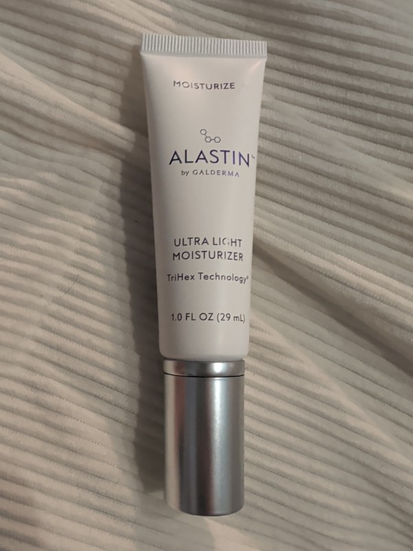 Alastin Skincare Ultra Light Moisturizer 1.0 fl.oz /29 ml *No Box*