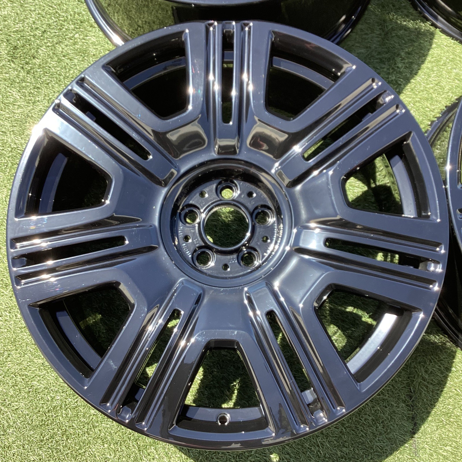 22” Rolls Royce Cullinan Wheels Rims OEM Set Of 4 Gloss Black