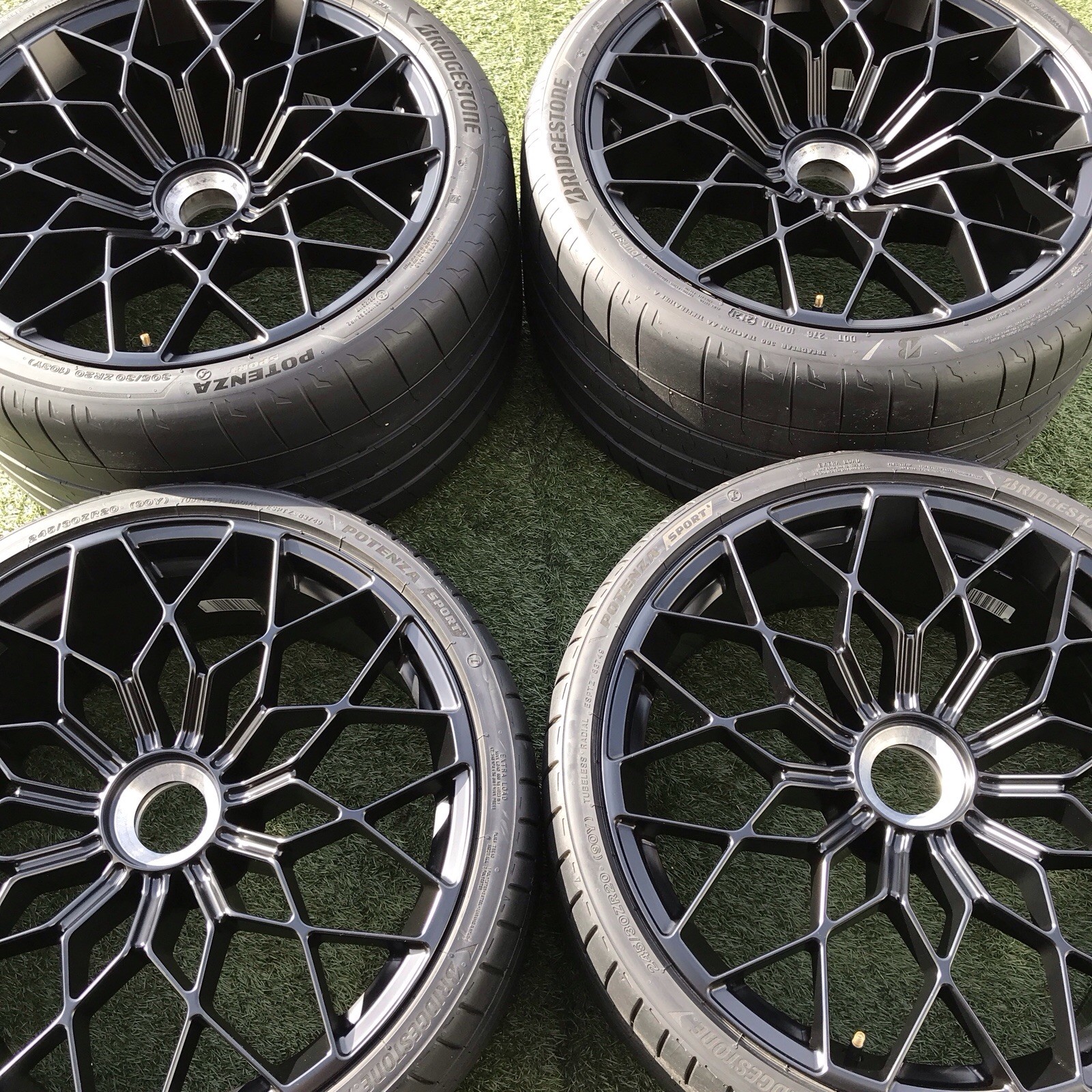 20 LAMBORGHINI STO RIMS TIRES OEM GENUINE STOCK BLACK APPTECH