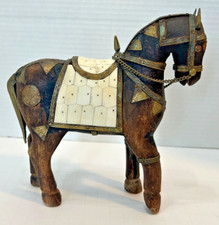 Cavallo intagliato vintage - legno, pietra ollare, ottone e rame - usato - 7,5x7,5"