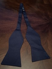 Tommy Hilfiger Blue 100 Silk Men  s Neck Tie Made In China