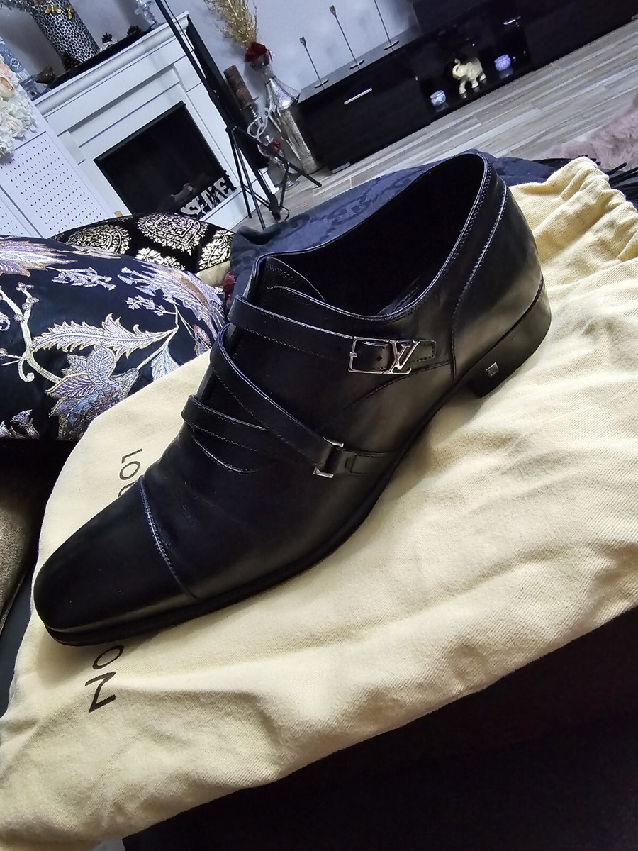 Louis Vuitton Mens Black LV Logo Sz 8.5 Equinox Shoes Derby 