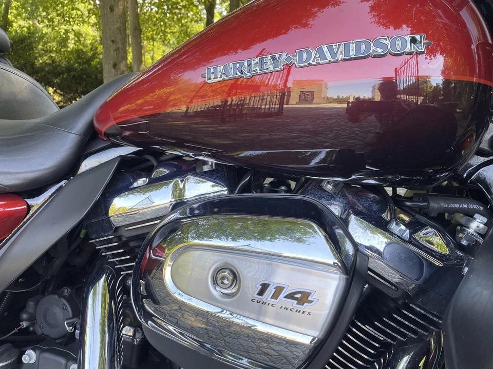 Harley Davidson Electra Glide Ultra Ulassic FLHTK - Bild 4 von 4