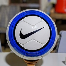 Rare Nike Total 90 Aerow Match Training Soccer Ball Size 5 Blue White Vintage